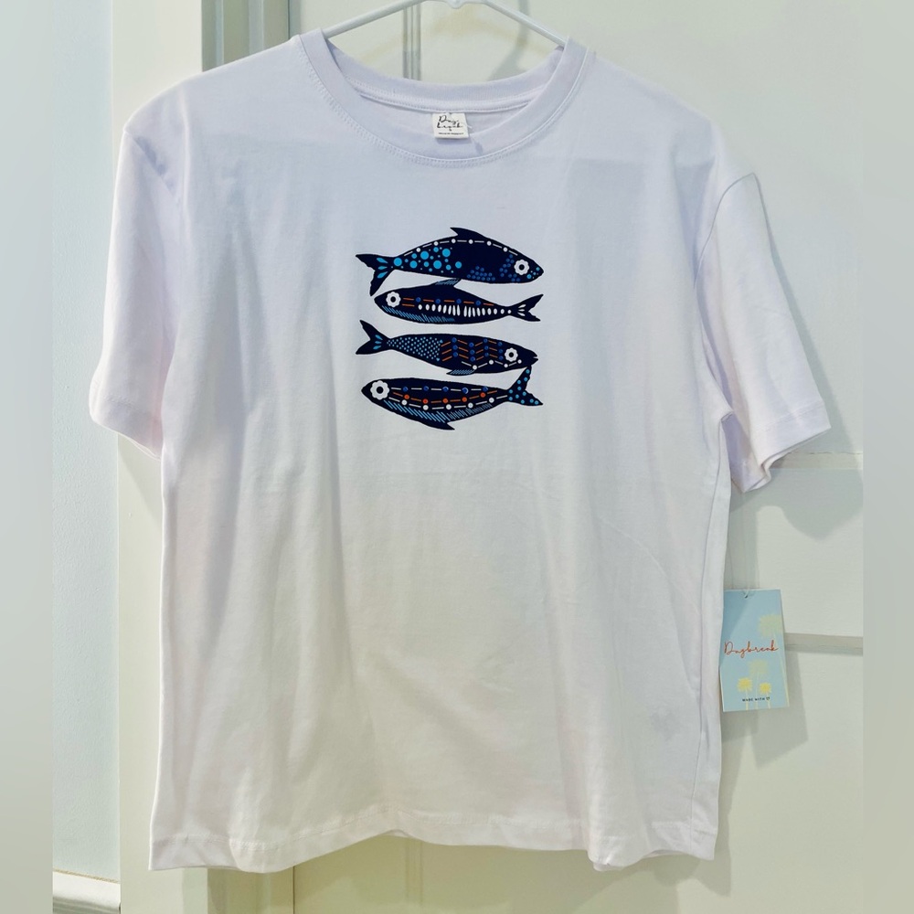Daybreak Screen Print Fish T-shirt NWT